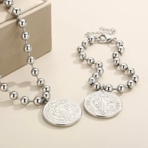 PVD Coated 18K Gold Plated Human Round Stainless Steel Titanium Steel Simple Style Waterproof Non Tarnish Bracelets Necklace