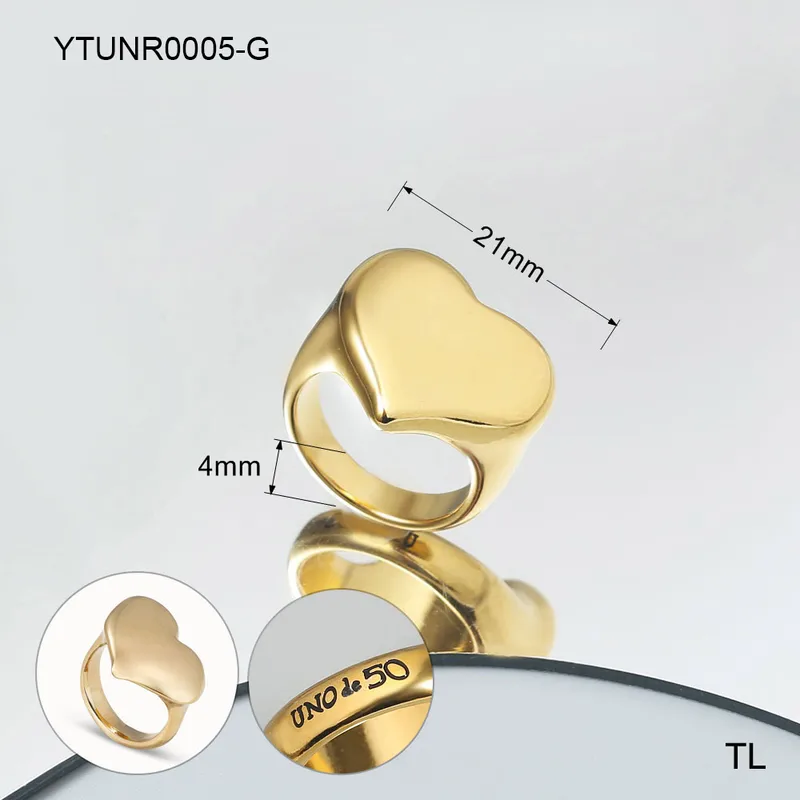 Wholesale 304 Stainless Steel Circle PVD Coated Stone-Free Real Gold Plated Simple Style Waterproof Non Tarnish Plating Rings