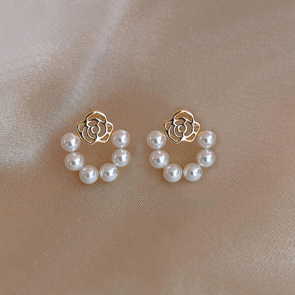Wholesale S925 Silver Needle Leaf Rose Fresh Flower Earrings Four-leaf Clover All-match Elegant Pearl Earrings Internet Celebrity Earrings
