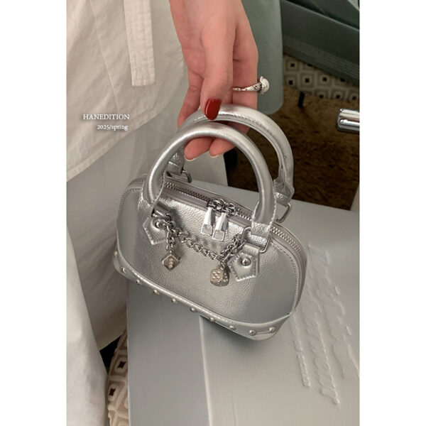 Wholesale Niche design high-end handbag small bag 2025 new champagne gold shell bag fashion shoulder diagonal bag