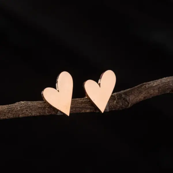 Ion Plating (IP) 18K Gold Real Gold Plated Heart Shape 304 Stainless Steel Cute Simple Style Waterproof Non Tarnish Ear Studs