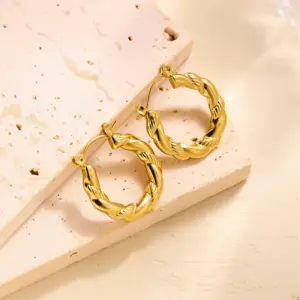 Eh083 Earrings / Gold