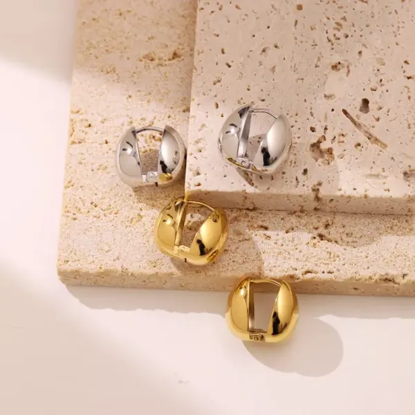 Wholesale PVD Coated Real Gold Plated Water Droplets 304 Stainless Steel Elegant Retro Waterproof Non Tarnish Ear Studs