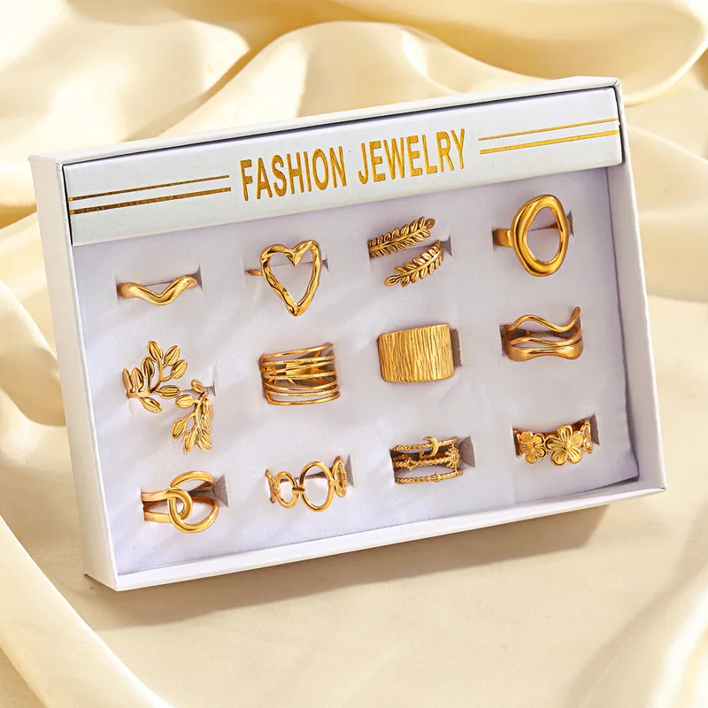 Wholesale Ion Plating (IP) 18K Gold Plated Leaves Heart Shape Lines 304 Stainless Steel Cute Retro Simple Style Waterproof Non Tarnish Rings