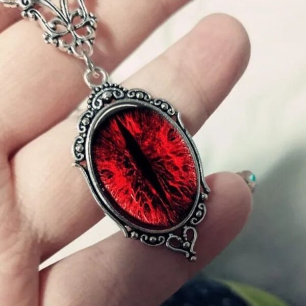 Wholesale Cross-border foreign trade gothic blood cat's eye charm necklace vampire relief retro choke factory direct sales