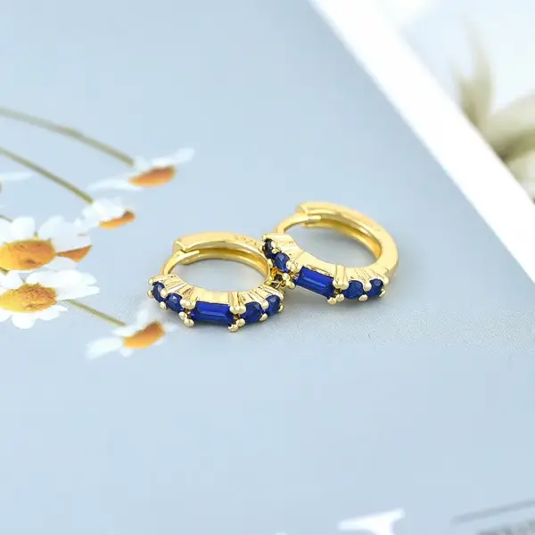 Wholesale Copper Geometric PVD Coated Zircon 18K Real Gold Plated Simple Style Classic Style Earrings