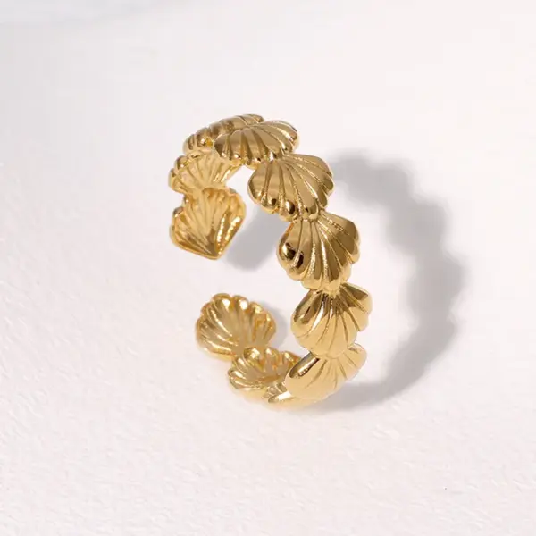 Wholesale PVD Coated Real Gold Plated 18K Gold Shell 304 Stainless Steel Marine Style Beach Tropical Waterproof Non Tarnish Open Rings