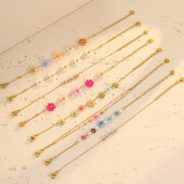Wholesale Cross-border European and American New Bracelet Niche Colorful Flower Beaded Bracelet Women's Fashion Bracelet Light Luxury Elegant Jewelry