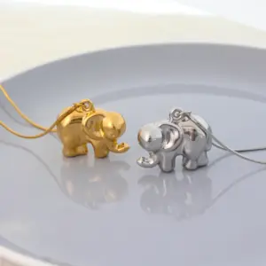 Wholesale PVD Coated 18K Gold Real Gold Plated Elephant 304 Stainless Steel Casual Streetwear Waterproof Non Tarnish 304 Stainless Steel Pendant Necklace