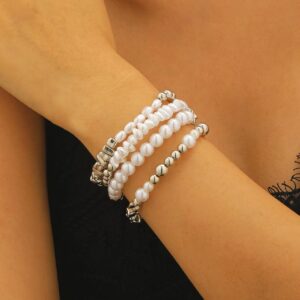 29 white k (bracelet) 4061