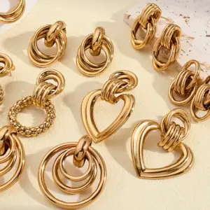 Wholesale Electroplating Golden Plated Round Oval Heart Shape 304 Stainless Steel IG Style Casual Vacation Polishing Plating Ear Studs