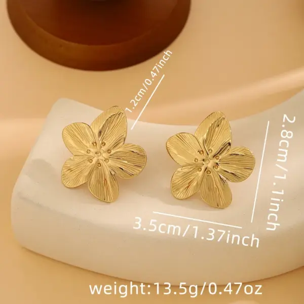 Wholesale 1 Pair Casual Simple Style Streetwear Waves Heart Shape Flower Plating 304 Stainless Steel Ear Studs
