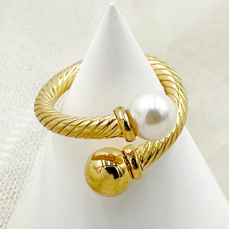 Wholesale PVD Coated Real Gold Plated 14K Gold Solid Color 304 Stainless Steel Roman Style Commute Waterproof Non Tarnish Rings