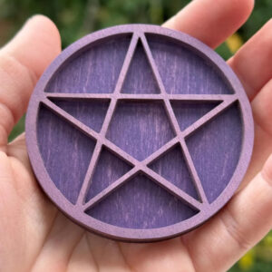 Five-pointed star (purple)