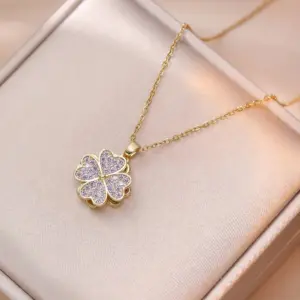 X1519 Heart-Shaped Rotating Necklace