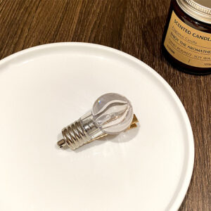 Light bulb hairpin