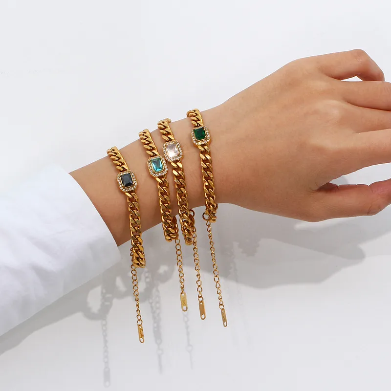Wholesale PVD Coated Real Gold Plated 18K Gold Square 304 Stainless Steel Fashion Waterproof Non Tarnish 304 Stainless Steel Bracelets Necklace