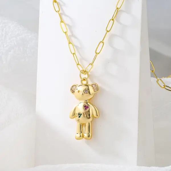 Wholesale Fashion Cute Bear Moon Pendant Plating 18k Gold Micro Inlaid Zircon Copper Necklace