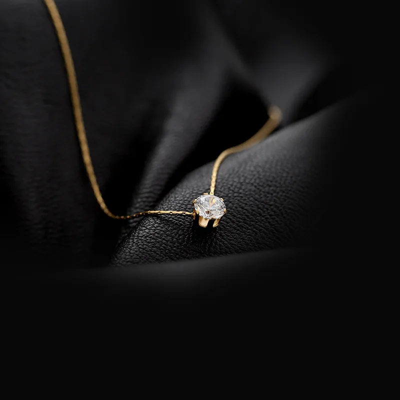Wholesale PVD Coated Real Gold Plated 18K Gold Round 304 Stainless Steel Korean Style Waterproof Non Tarnish 304 Stainless Steel Necklace Pendant