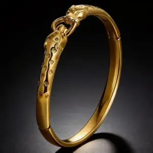 Wholesale Heart Shape Gold Bangle For Women, Waterproof Non Tarnish 304 Stainless Steel With Rhinestones Inlay