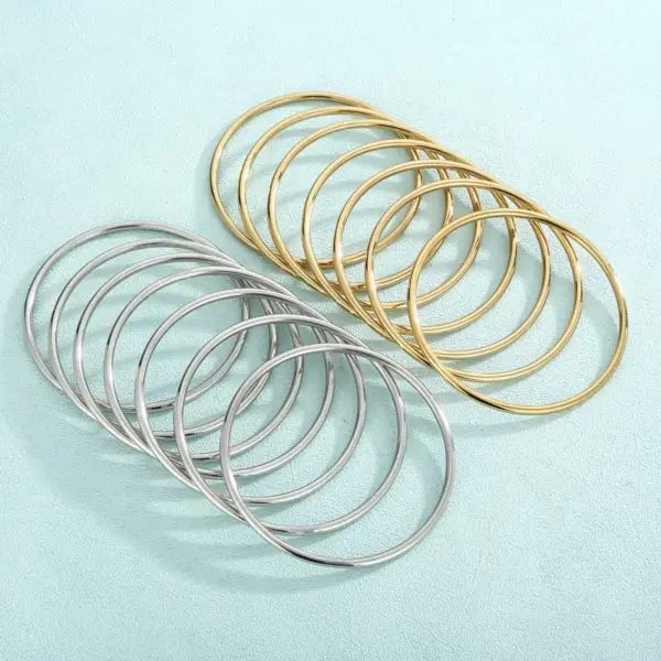 Wholesale 304 Stainless Steel Solid Color Electroplating 18k Gold Plating Formal Waterproof Non Tarnish Bangle