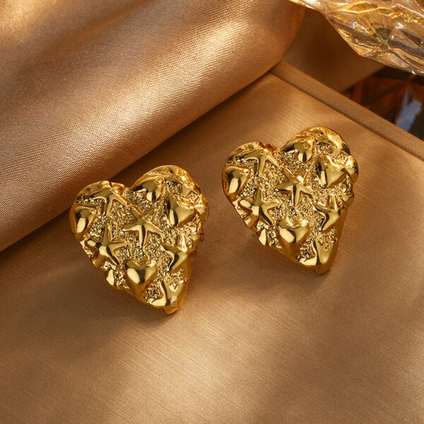 Wholesale  Hot French Retro All-match Style Starfish Love Earrings Titanium Steel Fadeless Valentine's Day Earrings