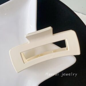 Frosted White -10.5cm / 10.5cm