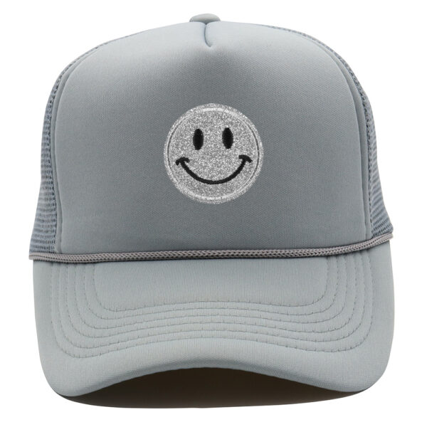 oly-017ee3897c92ed2214f97440ddbb8ceb Wholesale American-Style Smiley Face Patch Baseball Cap Cute Casual Versatile Sun Hat Trendy Unisex Trucker Hat Mesh Hat Trendy