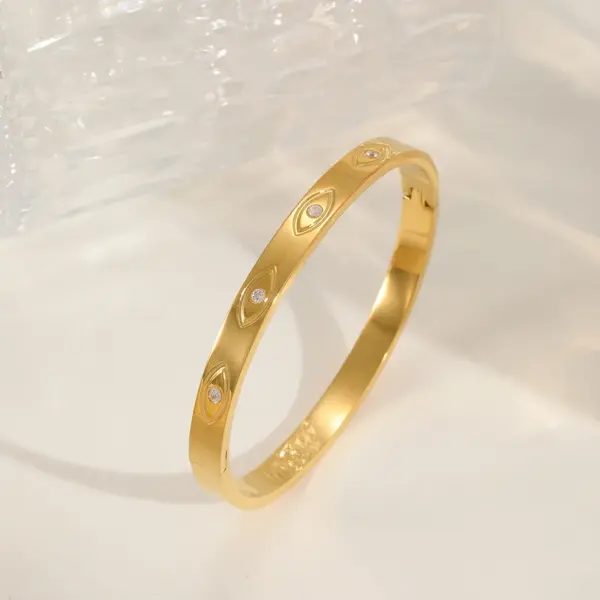Wholesale Simple Style Round Titanium Steel Plating Inlay Zircon 18k Gold Plated Bangle