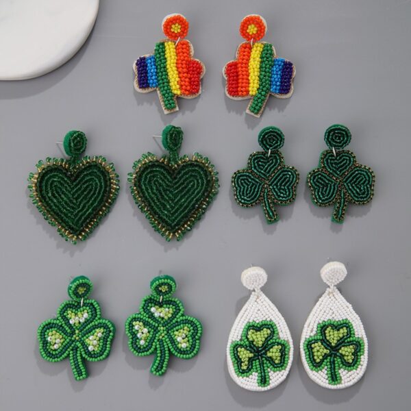 Wholesale San Pa Festival Clover Fabric Rice Bead Earrings Creative Irish Festival Hand-sewn Earrings