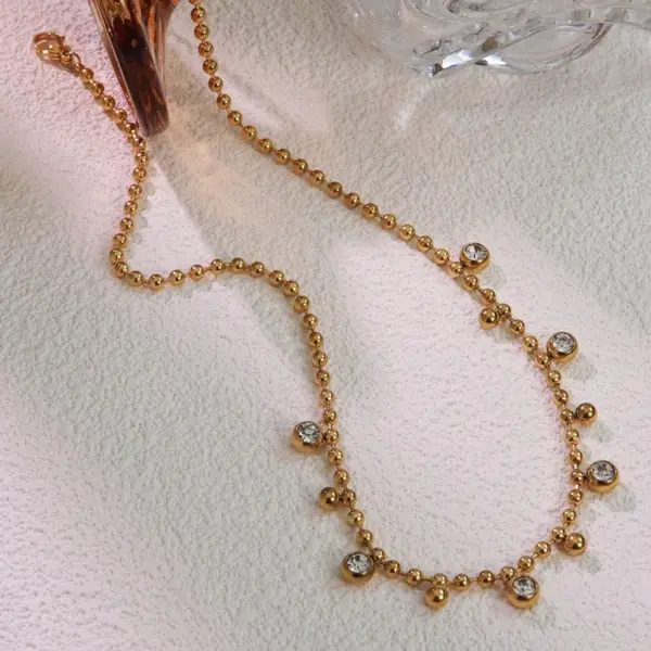 Wholesale 302 Stainless Steel 304 Stainless Steel Glass Round Ion Plating (IP) Artificial Rhinestones 18K Gold Plated Simple Style Classic Style Waterproof Non Tarnish Inlay Ball Chain Gold Necklace