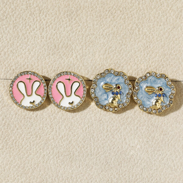 Wholesale Easter Diamond Rabbit Blue Glazed Earrings Gorgeous Ladies Party Earrings Niche Design Fashion All-Match