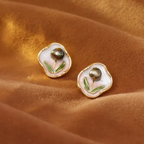 Wholesale Natural Freshwater Pearl Leaf Earrings Gold Plated Copper True Golden Court Style Fashion Retro Luxury Sensation Earrings