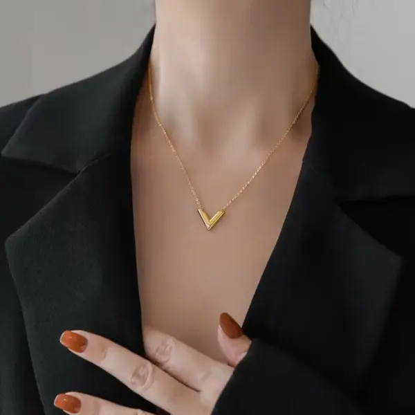Wholesale 304 Stainless Steel V Shape PVD Coated 18K Real Gold Plated Elegant Simple Style Waterproof Non Tarnish Gold Bracelets Earrings Necklace