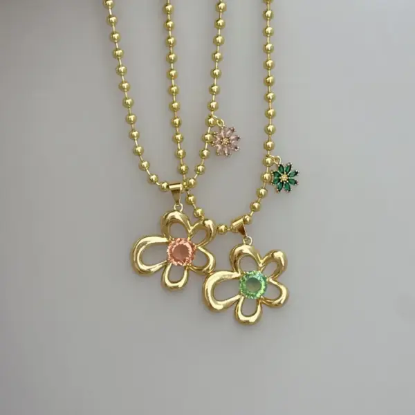 Wholesale Jewelry Classic Style Flower Copper Zircon 18K Gold Plated Plating Ball Chain Pendant Necklace