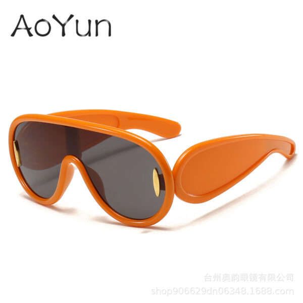 oly-03b5f91db1b1476af42351729c376549 Wholesale ig Internet celebrity children's sunglasses personality trendy cool one-piece children's sunglasses toad frame hip hop glasses