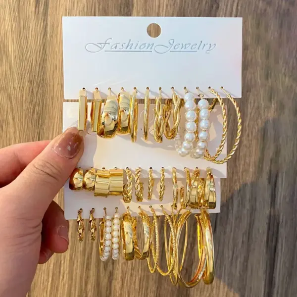 Wholesale 1 Set Ig Style Geometric Plating Inlay Alloy Artificial Pearls Rhinestones 14k Gold Plated Earrings