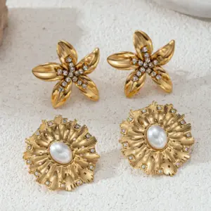 Wholesale Taina 304 Stainless Steel Earrings Light Luxury Niche Flower Pearl Zircon Inlaid Vacuum Electroplated 18K Real Gold Non-Fading Hot-Selling Item