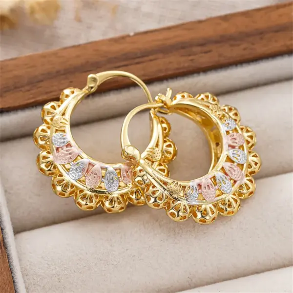 Wholesale Three-dimensional Geometric Earrings For Women In Copper With KC Golden Plated Water Plating And 0.03µm Coating Thickness