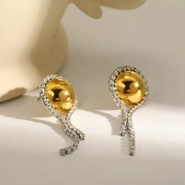 oly-05e2c5494bd8d1731feae51109e91201 Wholesale 18K Gold Plated 304 Stainless Steel Vacuum Electroplating (In Furnace) Zircon Geometric Mixed Color (Jewelry Metal Contrast Color) British Style Cable Chain/Cross Chain/O Chain Jewelry Set For Women Independence Day
