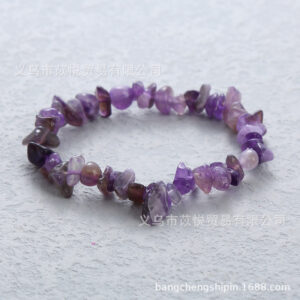 Amethyst (natural material) / Bracelet circumference is about 18cm