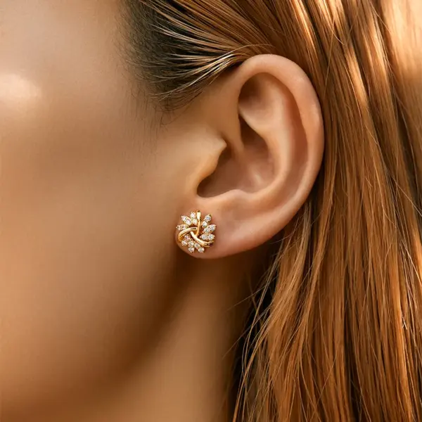 Wholesale Exquisite Small Round Hoop Earrings Ice Crystal Stone Copper Plated 18K Real Gold Irregular Snowflake Christmas Gift Color Retention Jewelry