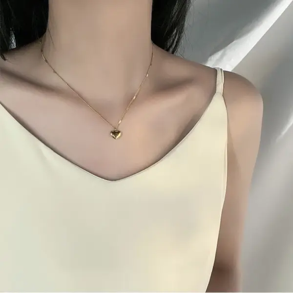 Wholesale Jewelry Simple Style Heart Titanium Steel Imitation Gold Snake Chain Necklace