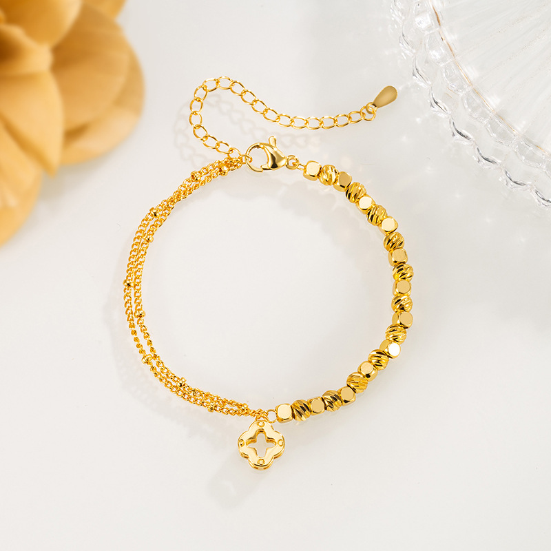 Wholesale Broken Gold Four-leaf Clover Bracelet Women's 2024 New Entry Luxury Niche High-end Sense Exquisite Bracelet Design Girlfriend Gift