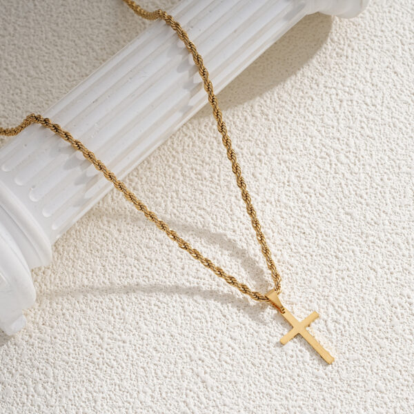 oly-06e081e4f1715eda78522a2ae8348c5f Wholesale Tmue Men's Twist Chain Hip-Hop Trendy Stainless Steel Cross Pendant Men's Necklace