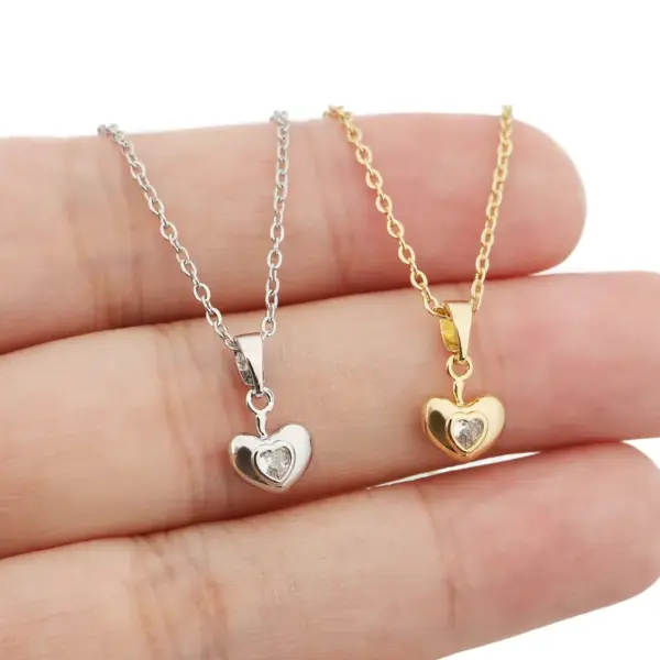 Wholesale Heart Shape Necklace For Women In Copper With Zircon Inlay, Available In Golden Color