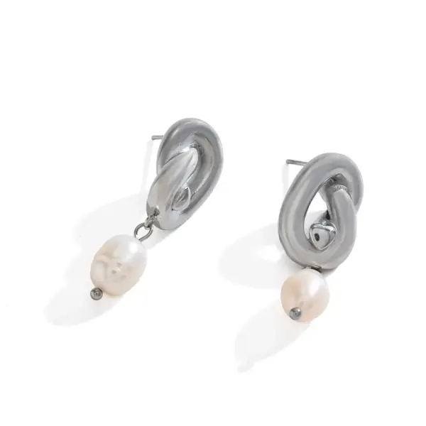 Wholesale Elegant Natural Pearl Knotted Stainless Steel 18K Gold Plated Fashionable Casual Vintage Simple Artistic Women's Earrings