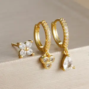 E1639 Gold - White, Three Pieces as a Set