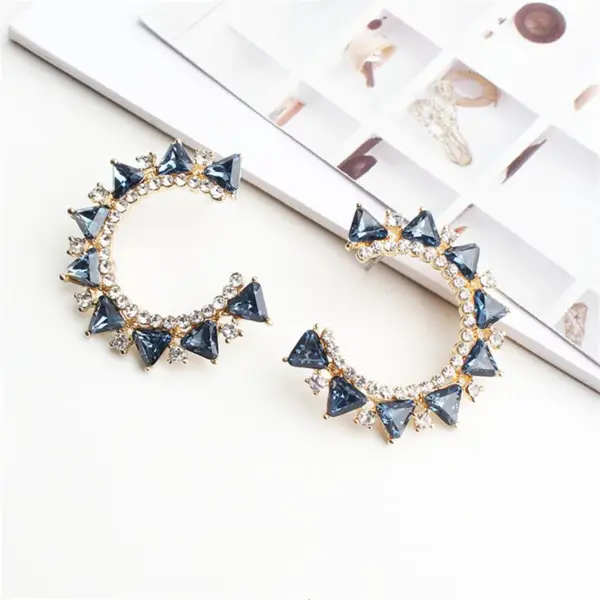 Wholesale Handmade Trillion-cut Marine Style Stud Earrings For Women In Golden Plated Zinc Alloy With Resin Inlay