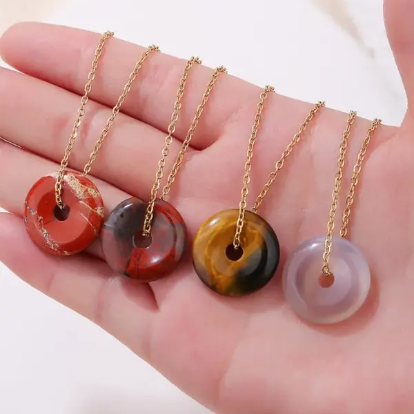 Wholesale ZhouHang Natural Crystal Pendant New Fashion Casual Bohemian Style Purple Crystal Pink Crystal Jewelry Earrings Accessories